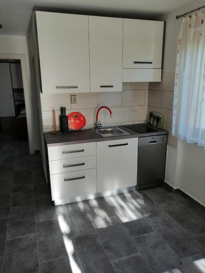 Grabovcic Apartment Punat